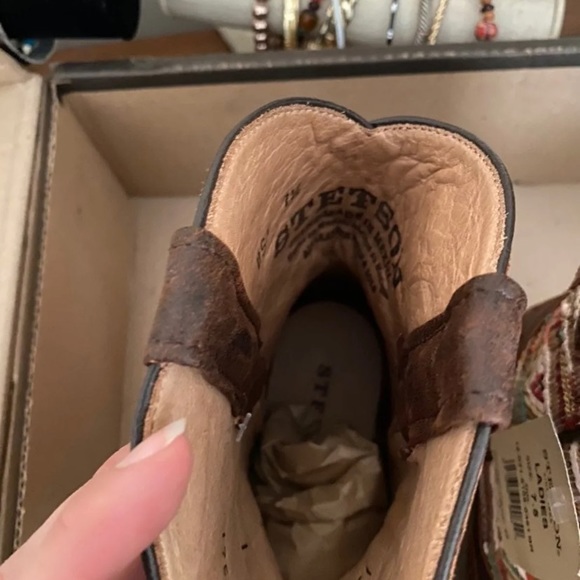 STETSON - Picture 8 of 9